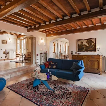 Apartament Wunderschoene In Mit Grosser Terrasse By Interhome *