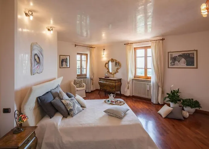 Wunderschoene In Mit Grosser Terrasse By Interhome