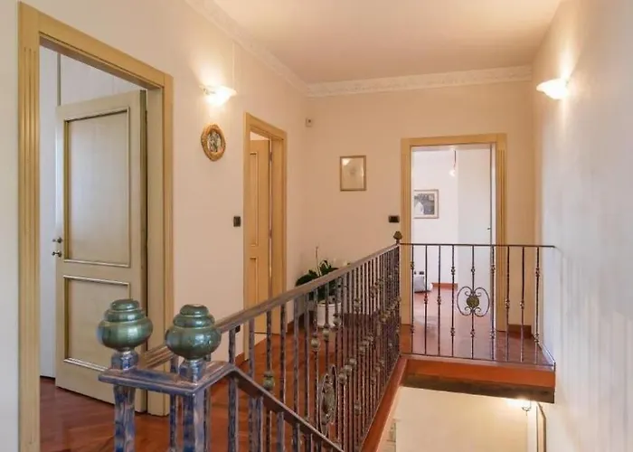 Wunderschoene In Mit Grosser Terrasse By Interhome Apartament