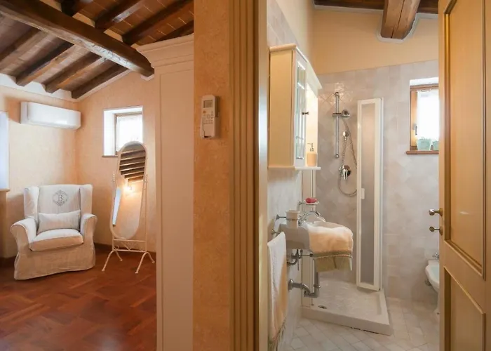 Wunderschoene In Mit Grosser Terrasse By Interhome Apartman *